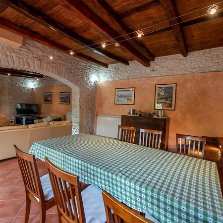 Villa Damiana *