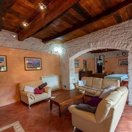 Villa Damiana Zminj